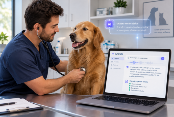 Veterinário examinando um paciente com a IA para veterinários da Syncnote.